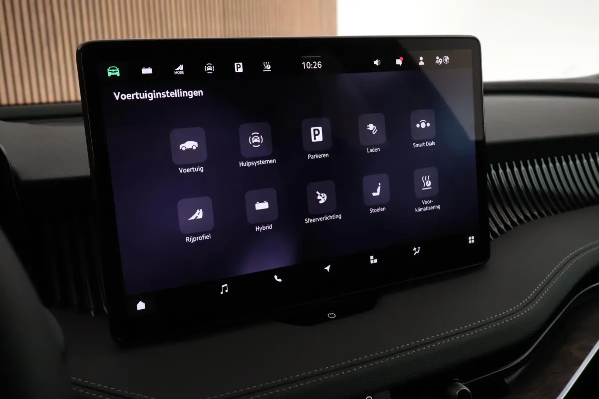 1.5 TSI 204pk PHEV Laurin&Klement HUD Keyless Canron Leder Virtual Cockpit Keyless Navigatie