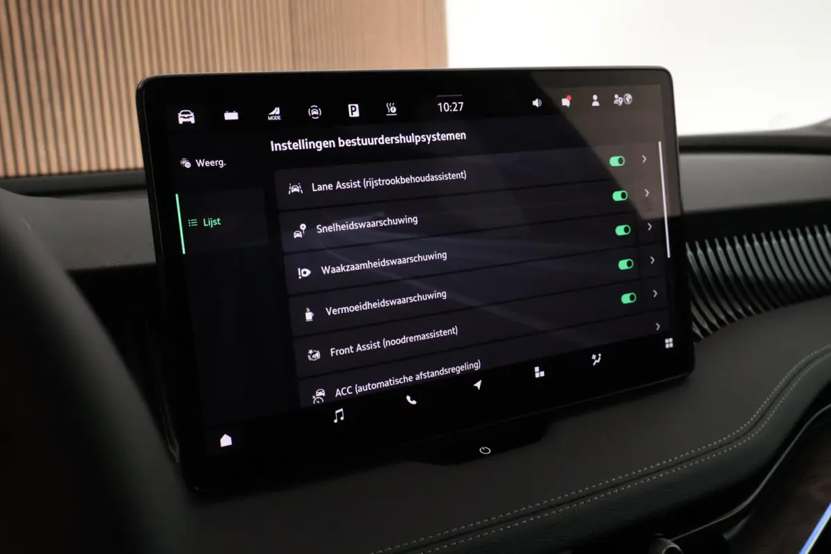 1.5 TSI 204pk PHEV Laurin&Klement HUD Keyless Canron Leder Virtual Cockpit Keyless Navigatie