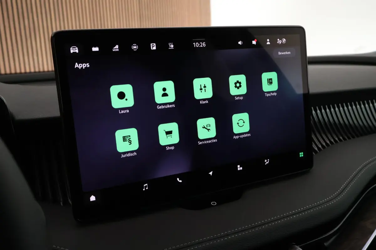 1.5 TSI 204pk PHEV Laurin&Klement HUD Keyless Canron Leder Virtual Cockpit Keyless Navigatie