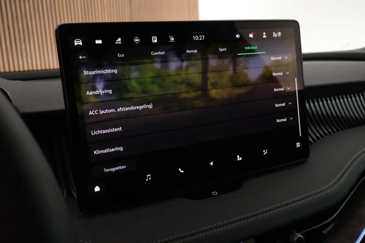 1.5 TSI 204pk PHEV Laurin&Klement HUD Keyless Canron Leder Virtual Cockpit Keyless Navigatie