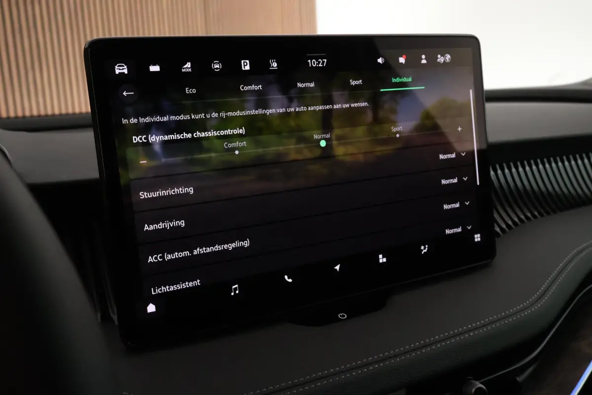 1.5 TSI 204pk PHEV Laurin&Klement HUD Keyless Canron Leder Virtual Cockpit Keyless Navigatie