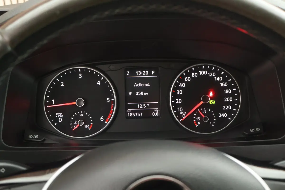 2.0 TDI 150pk DSG L2H1 Highline MARGE Stoelverwarming Trekhaak LED Adaptive cruise Climate control