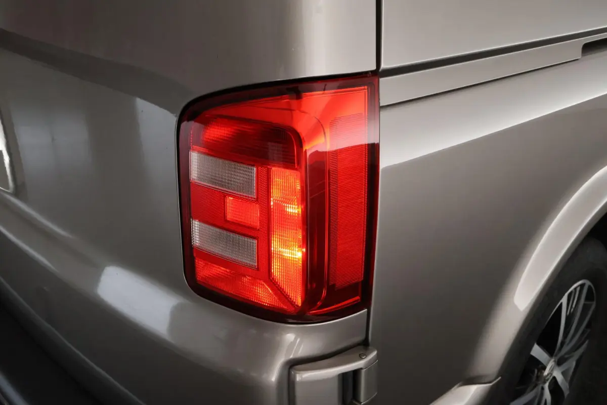 2.0 TDI 150pk DSG L2H1 Highline MARGE Stoelverwarming Trekhaak LED Adaptive cruise Climate control
