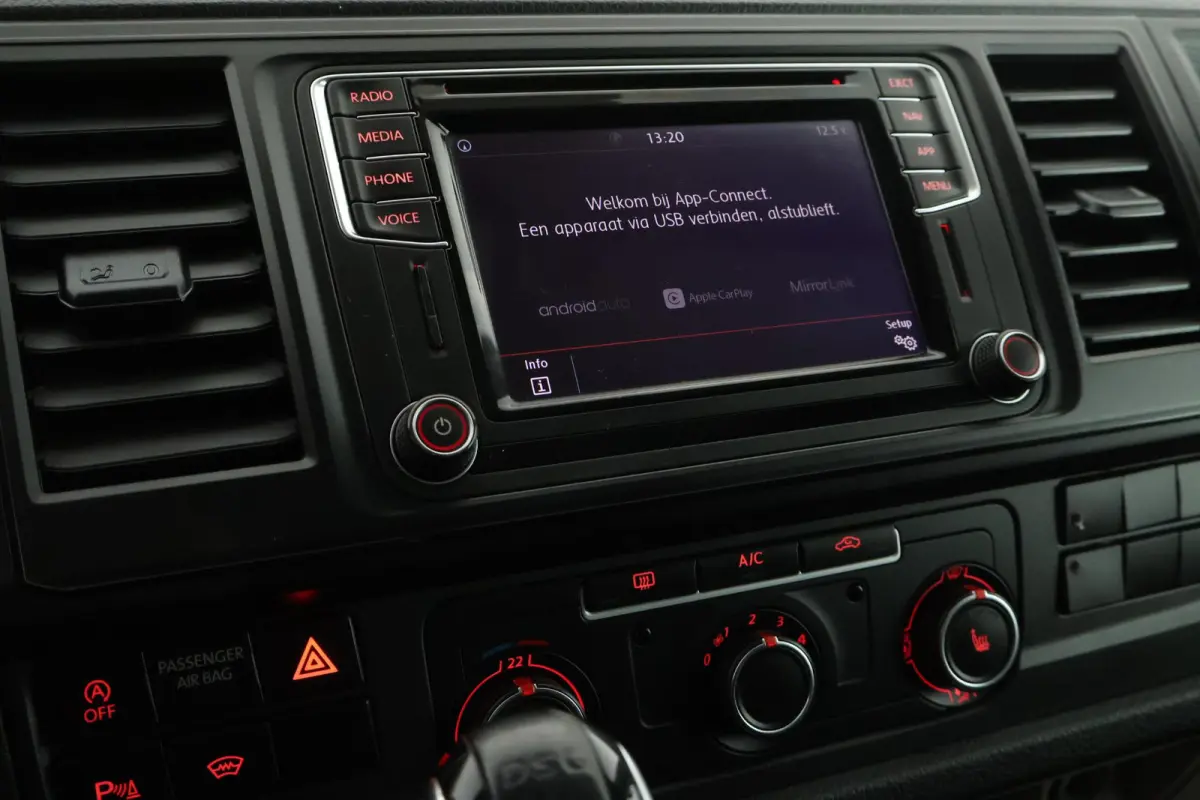 2.0 TDI 150pk DSG L2H1 Highline MARGE Stoelverwarming Trekhaak LED Adaptive cruise Climate control