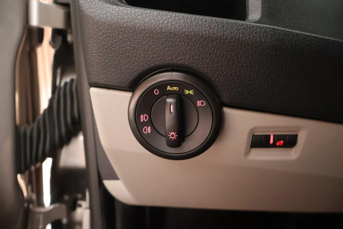 2.0 TDI 150pk DSG L2H1 Highline MARGE Stoelverwarming Trekhaak LED Adaptive cruise Climate control