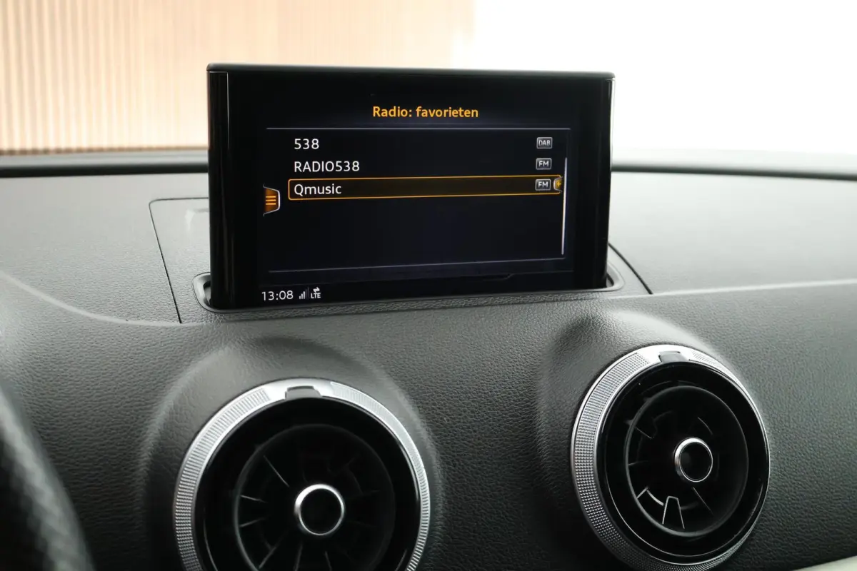 35 TFSI 150pk S-Tronic 2x S-Line Trekhaak Camera Virtual Cockpit Stoelverwarming Navigatie