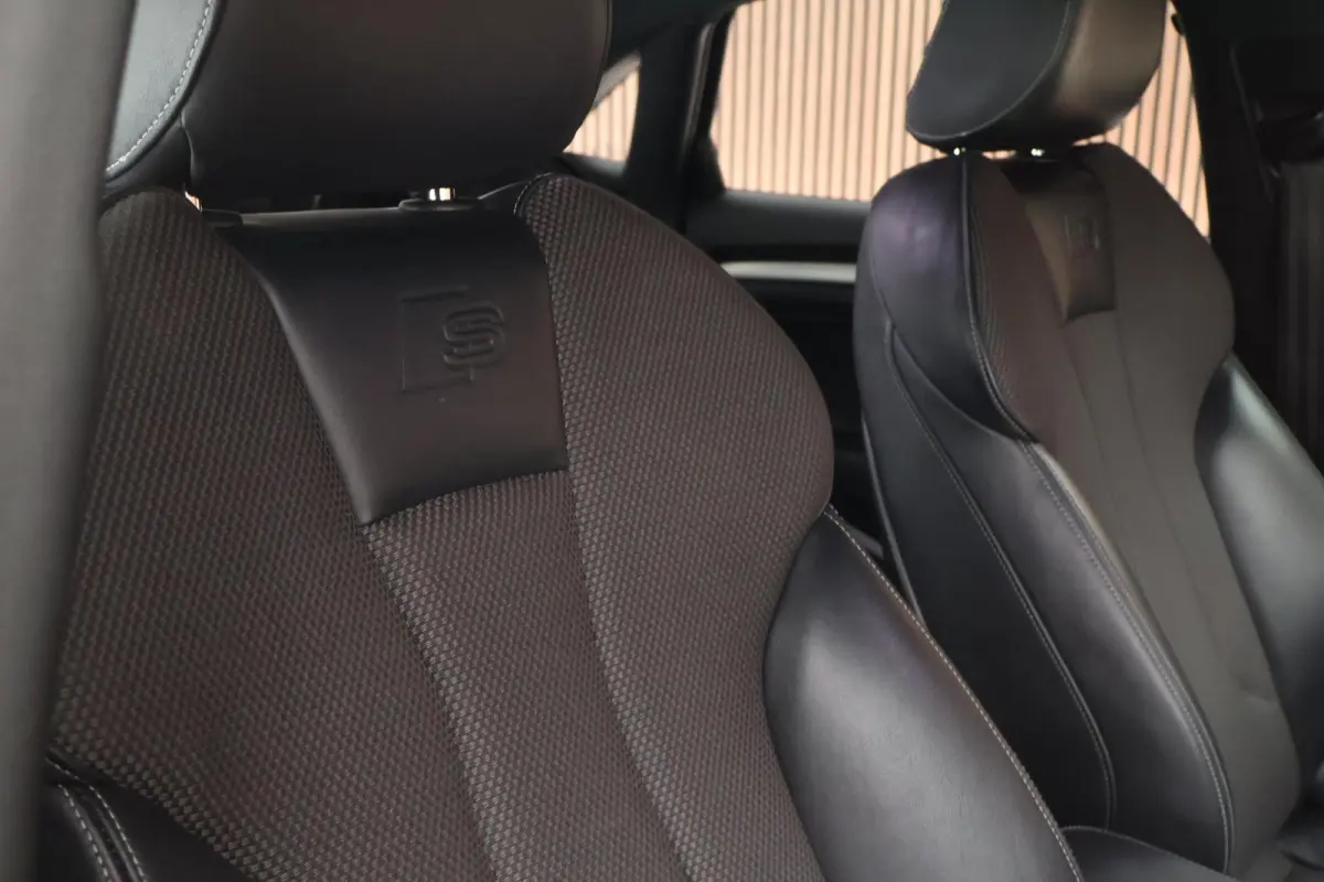 35 TFSI 150pk S-Tronic 2x S-Line Trekhaak Camera Virtual Cockpit Stoelverwarming Navigatie