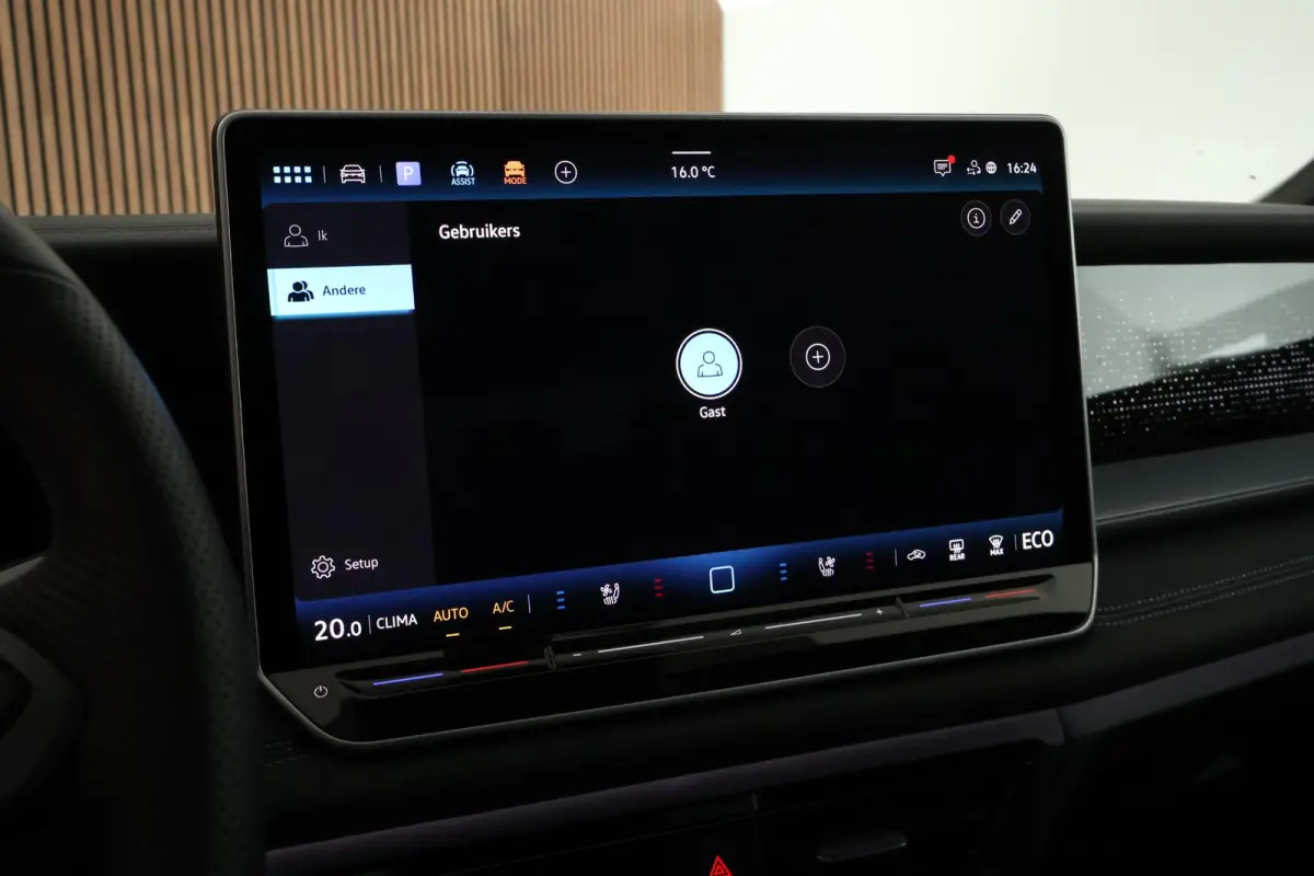 1.5 272pk eHybrid R-Line Edition Black Style HUD Panoramadak Geventileerde Leder Memory Stoelen H/K Audio