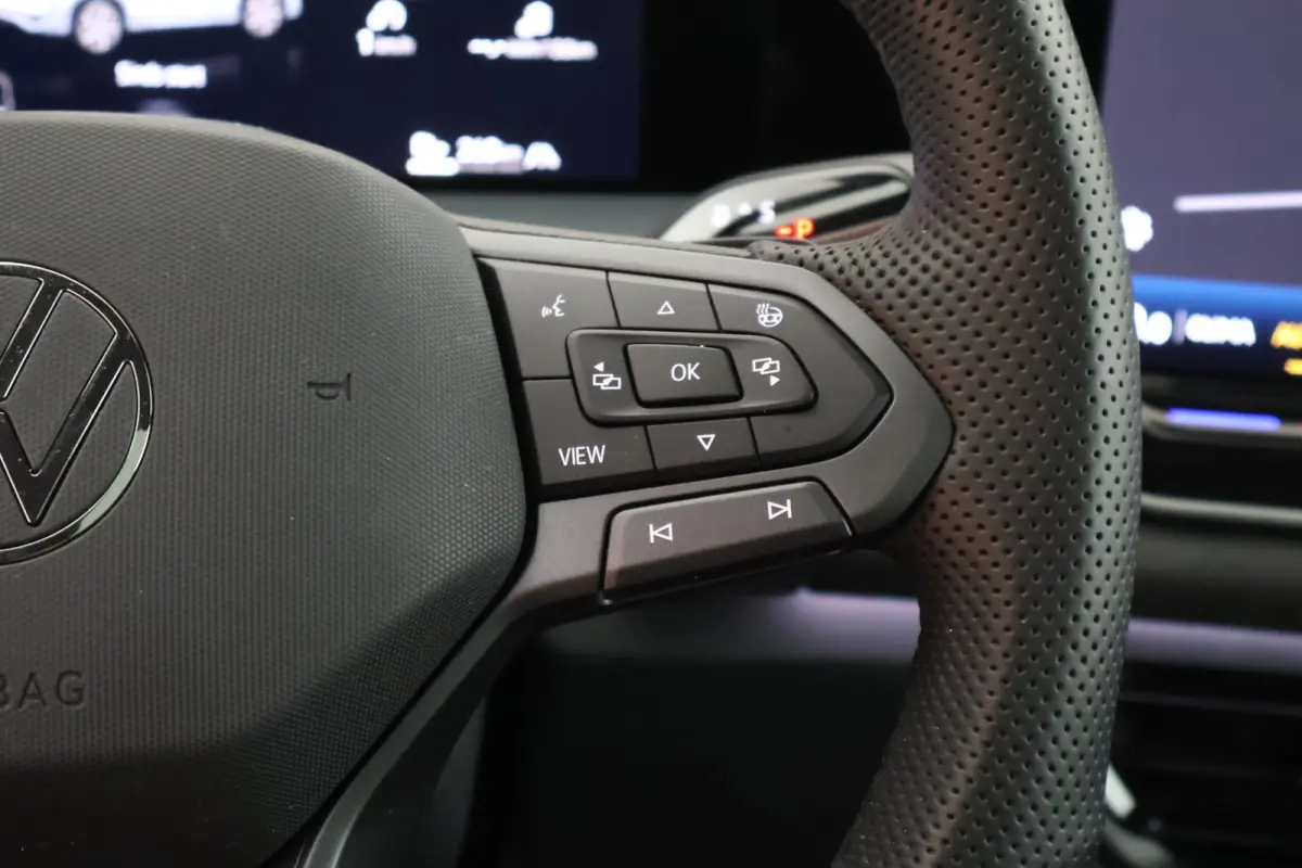 1.5 272pk eHybrid R-Line Edition Black Style HUD Panoramadak Geventileerde Leder Memory Stoelen H/K Audio