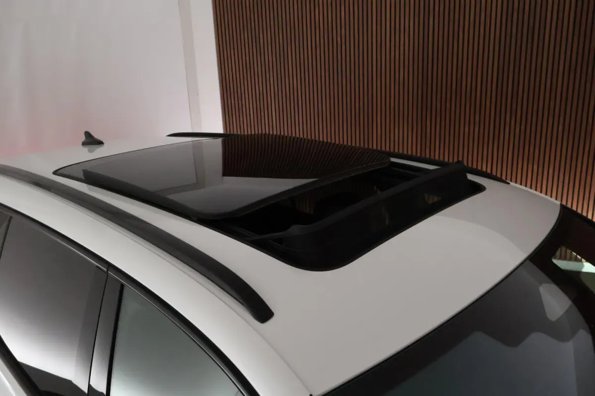 1.5 272pk eHybrid R-Line Edition Black Style HUD Panoramadak Geventileerde Leder Memory Stoelen H/K Audio