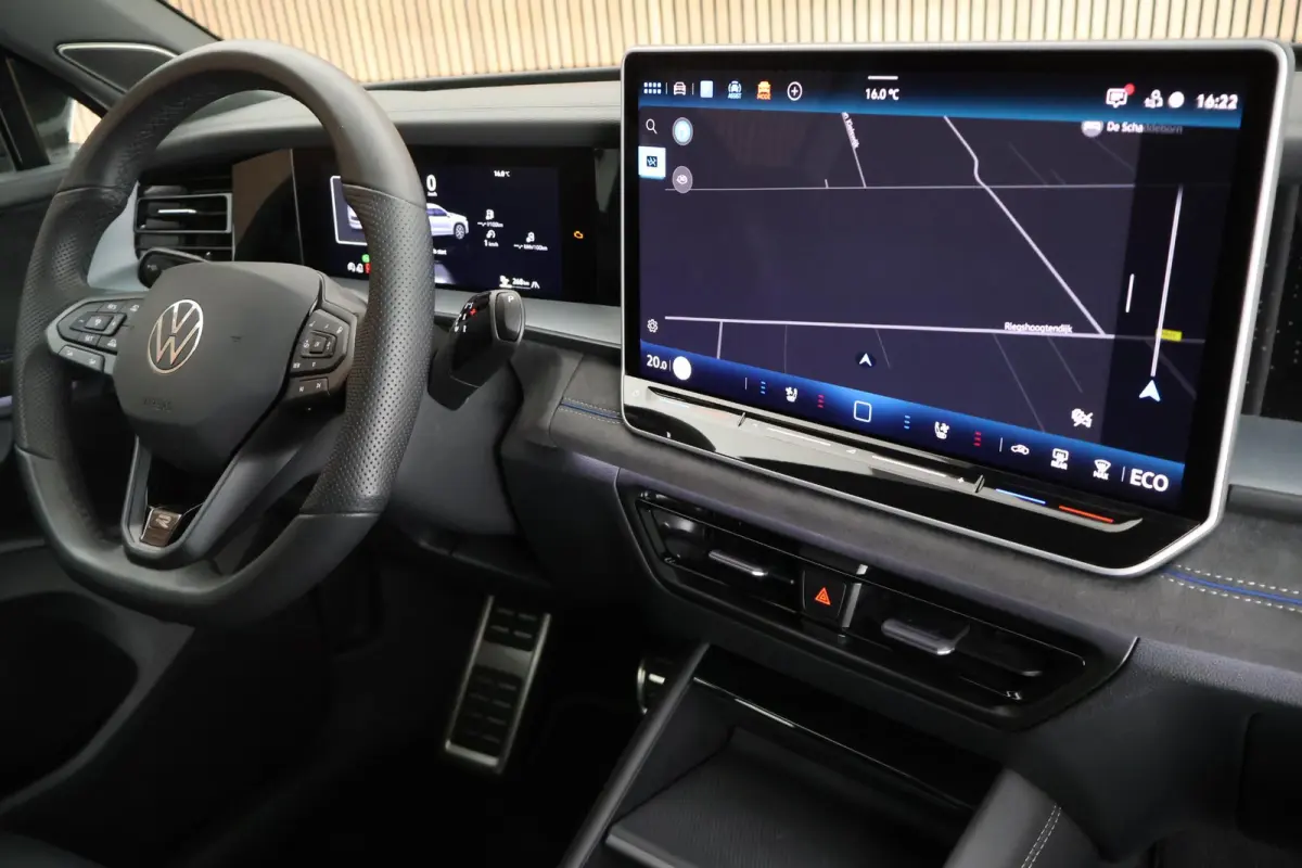 1.5 272pk eHybrid R-Line Edition Black Style HUD Panoramadak Geventileerde Leder Memory Stoelen H/K Audio