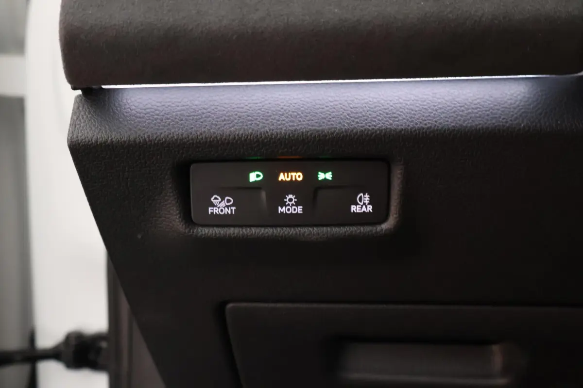1.5 272pk eHybrid R-Line Edition Black Style HUD Panoramadak Geventileerde Leder Memory Stoelen H/K Audio