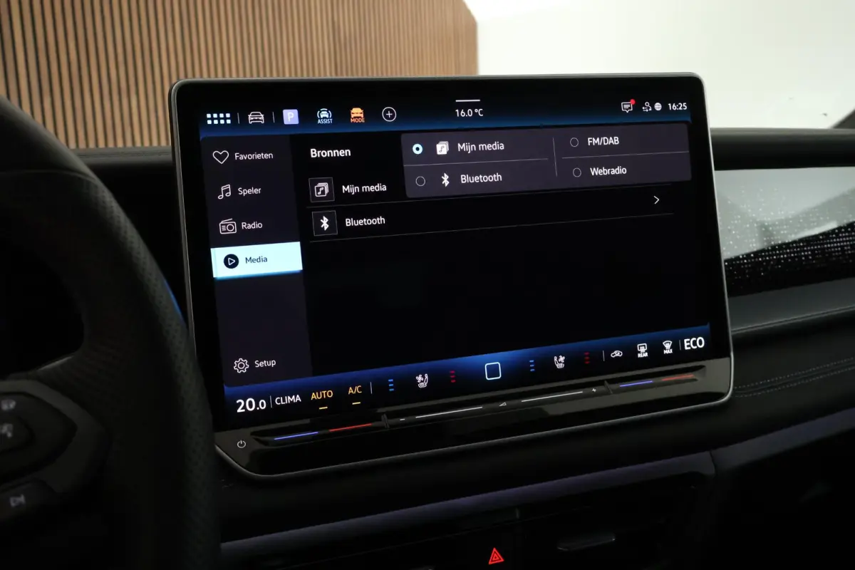 1.5 272pk eHybrid R-Line Edition Black Style HUD Panoramadak Geventileerde Leder Memory Stoelen H/K Audio