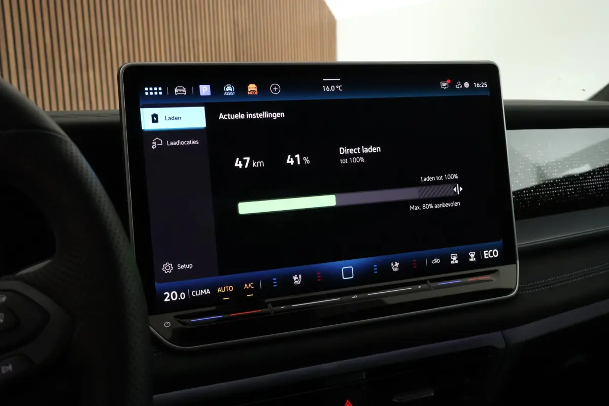 1.5 272pk eHybrid R-Line Edition Black Style HUD Panoramadak Geventileerde Leder Memory Stoelen H/K Audio