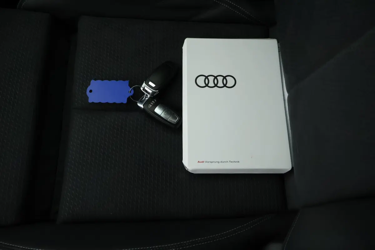 55 408pk quattro S edition 95 kWh SOH 94% HUD Elec stoelen Memory Camera ACC S-Line