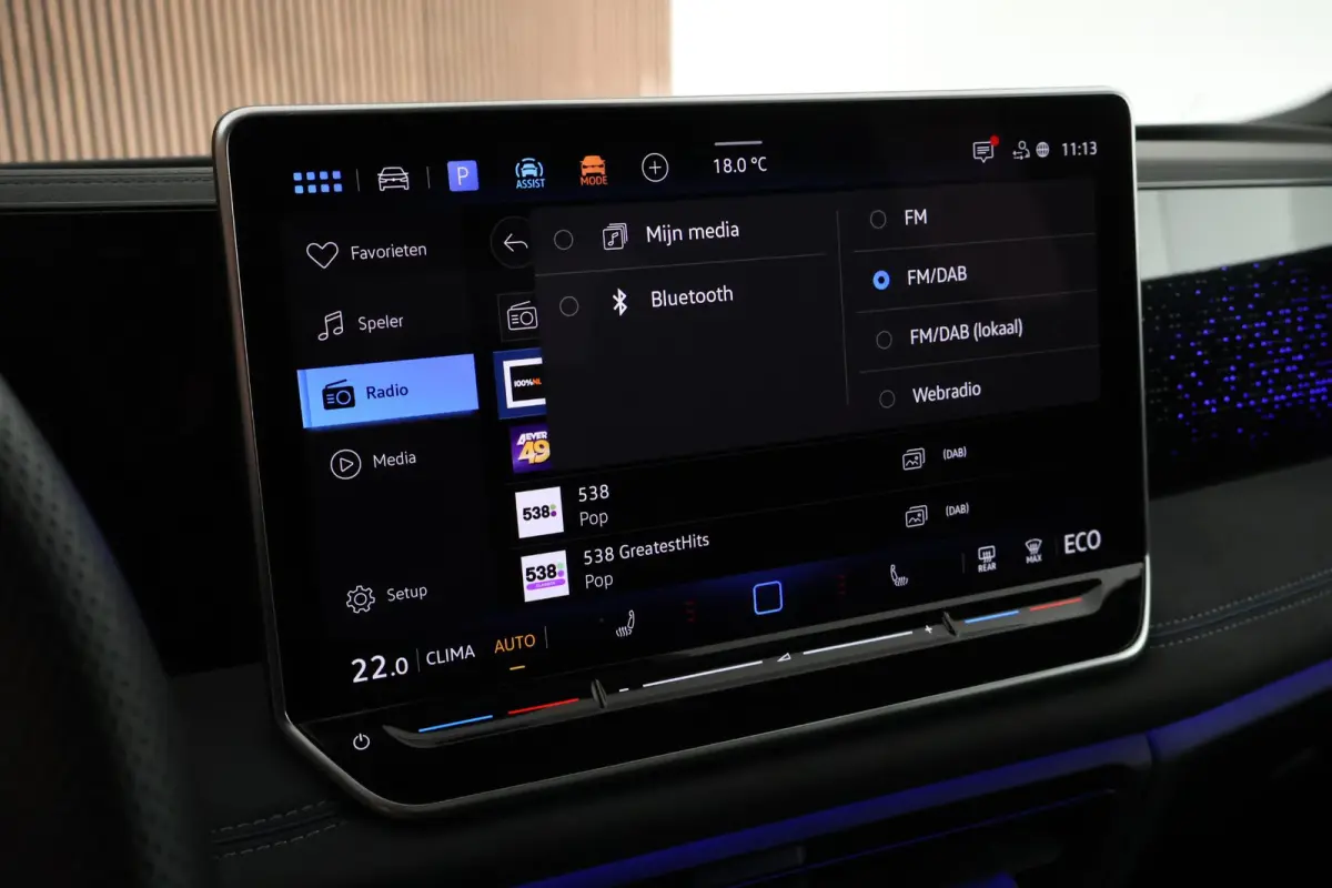1.5 272pk eHybrid R-Line Edition Black Style Trekhaak 360Camera Keyless Massage Virtual Cockpit Panoramadak Navigatie