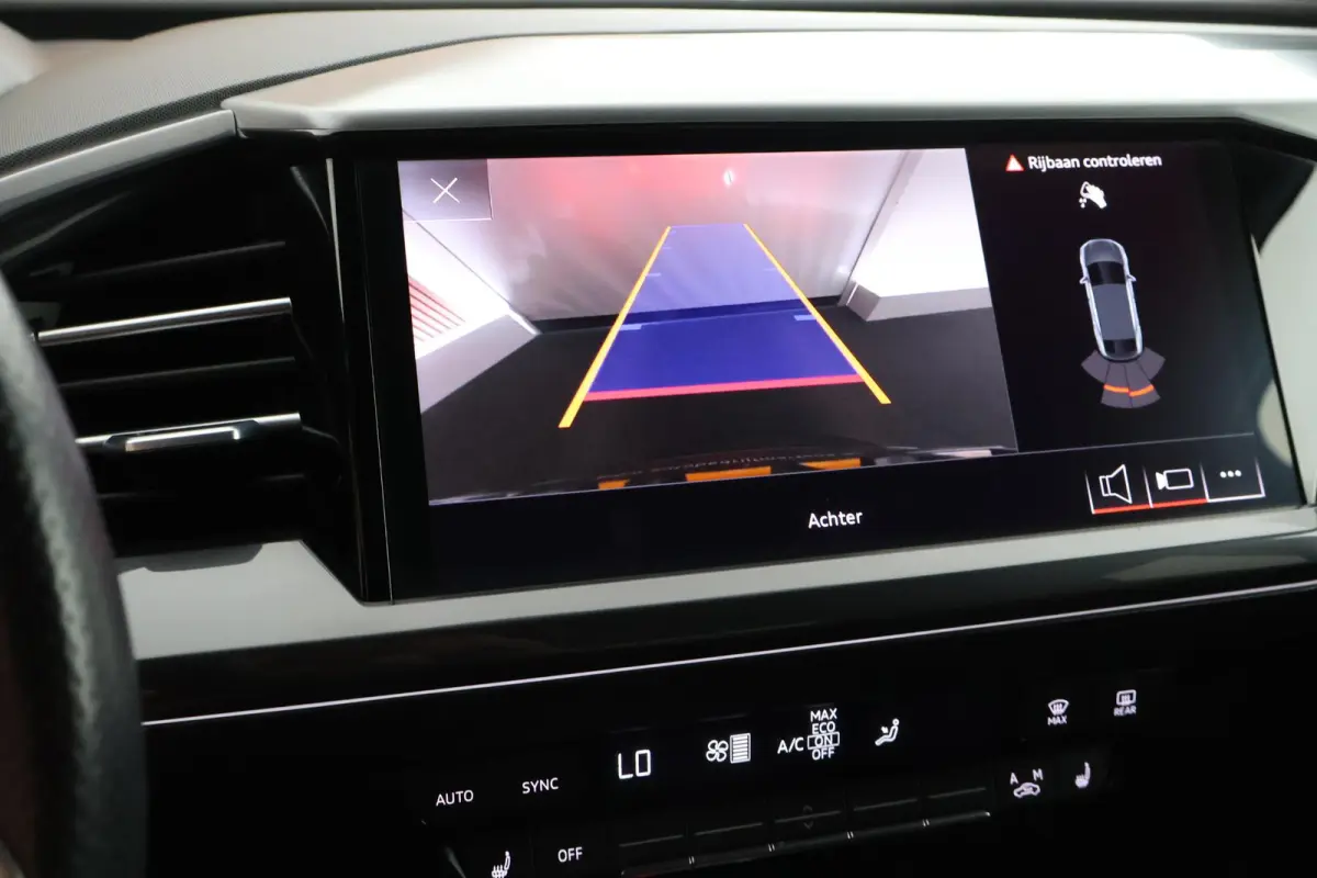 40 204pk S Edition 77 kWh SOH 91% Stoelverwarming Camera HUD Keyless ACC S-Line