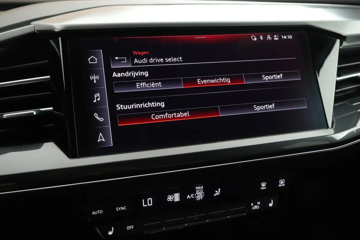 40 204pk S Edition 77 kWh SOH 91% Stoelverwarming Camera HUD Keyless ACC S-Line