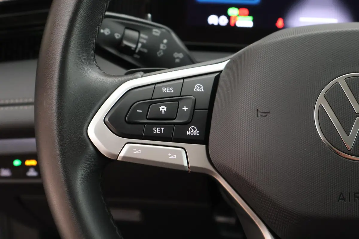 1.5 204pk eHybrid Life Edition Camera Adaptive Cruise Keyless Virtual Cockpit Carplay