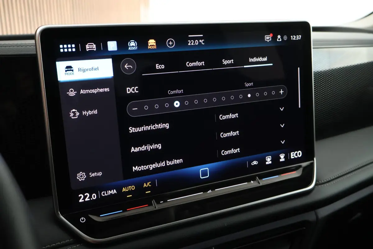 1.5 204pk eHybrid Life Edition Camera Adaptive Cruise Keyless Virtual Cockpit Carplay