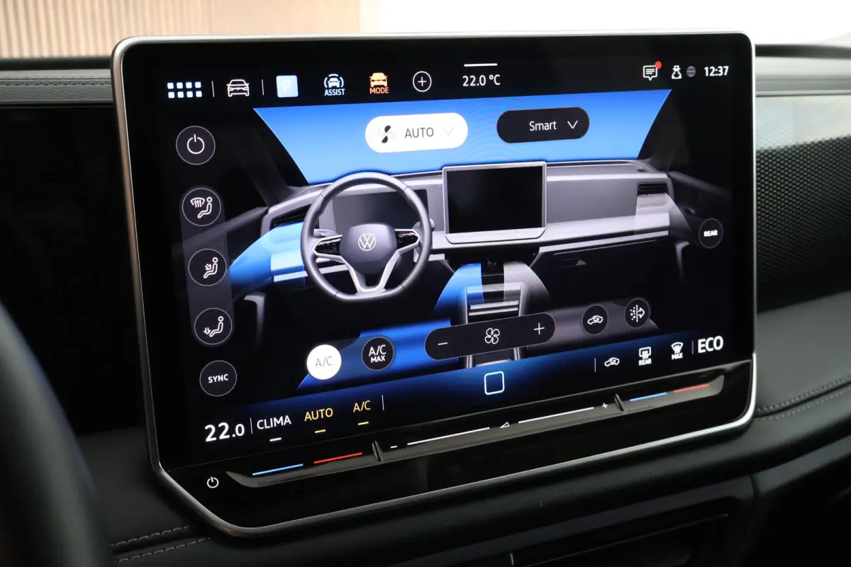 1.5 204pk eHybrid Life Edition Camera Adaptive Cruise Keyless Virtual Cockpit Carplay