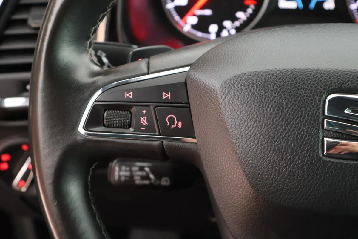 2.0 EcoTSI 190pk FR 4DRIVE Business Intense 360Camera Leder Beats Keyless Stoelverwarming Navigatie