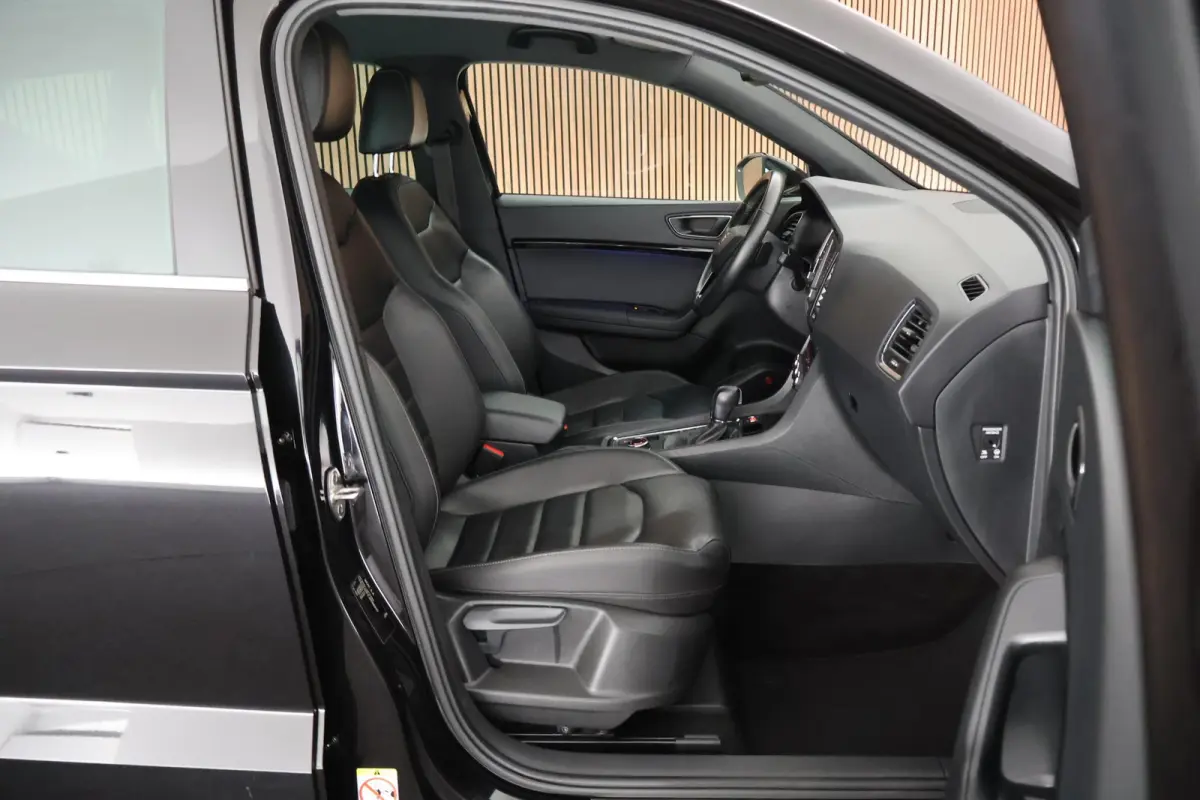 2.0 EcoTSI 190pk FR 4DRIVE Business Intense 360Camera Leder Beats Keyless Stoelverwarming Navigatie