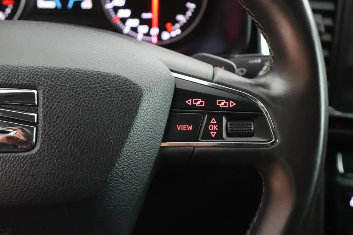 2.0 EcoTSI 190pk FR 4DRIVE Business Intense 360Camera Leder Beats Keyless Stoelverwarming Navigatie