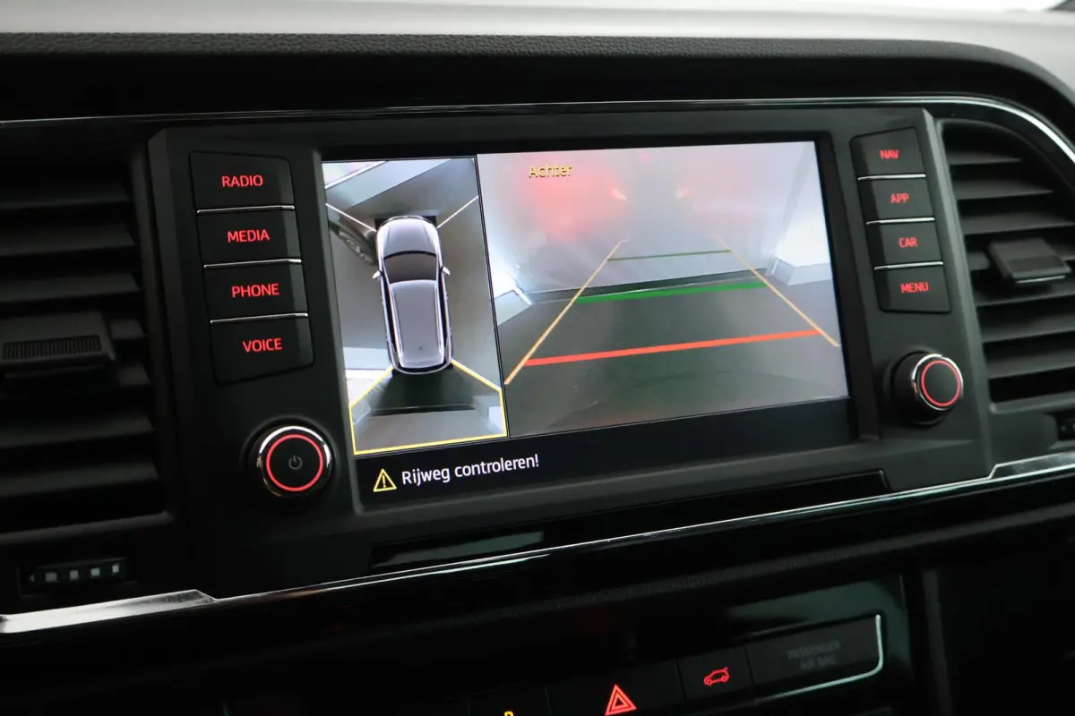 2.0 EcoTSI 190pk FR 4DRIVE Business Intense 360Camera Leder Beats Keyless Stoelverwarming Navigatie