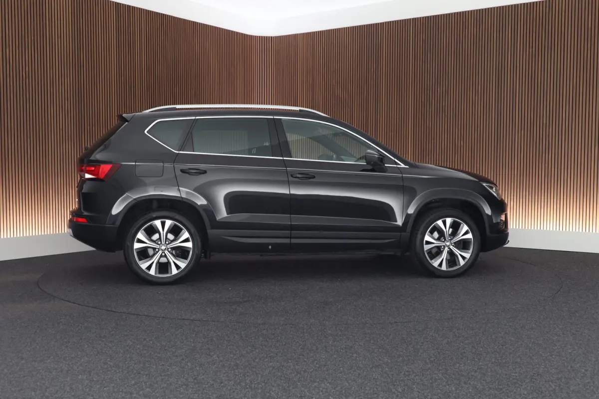 2.0 EcoTSI 190pk FR 4DRIVE Business Intense 360Camera Leder Beats Keyless Stoelverwarming Navigatie
