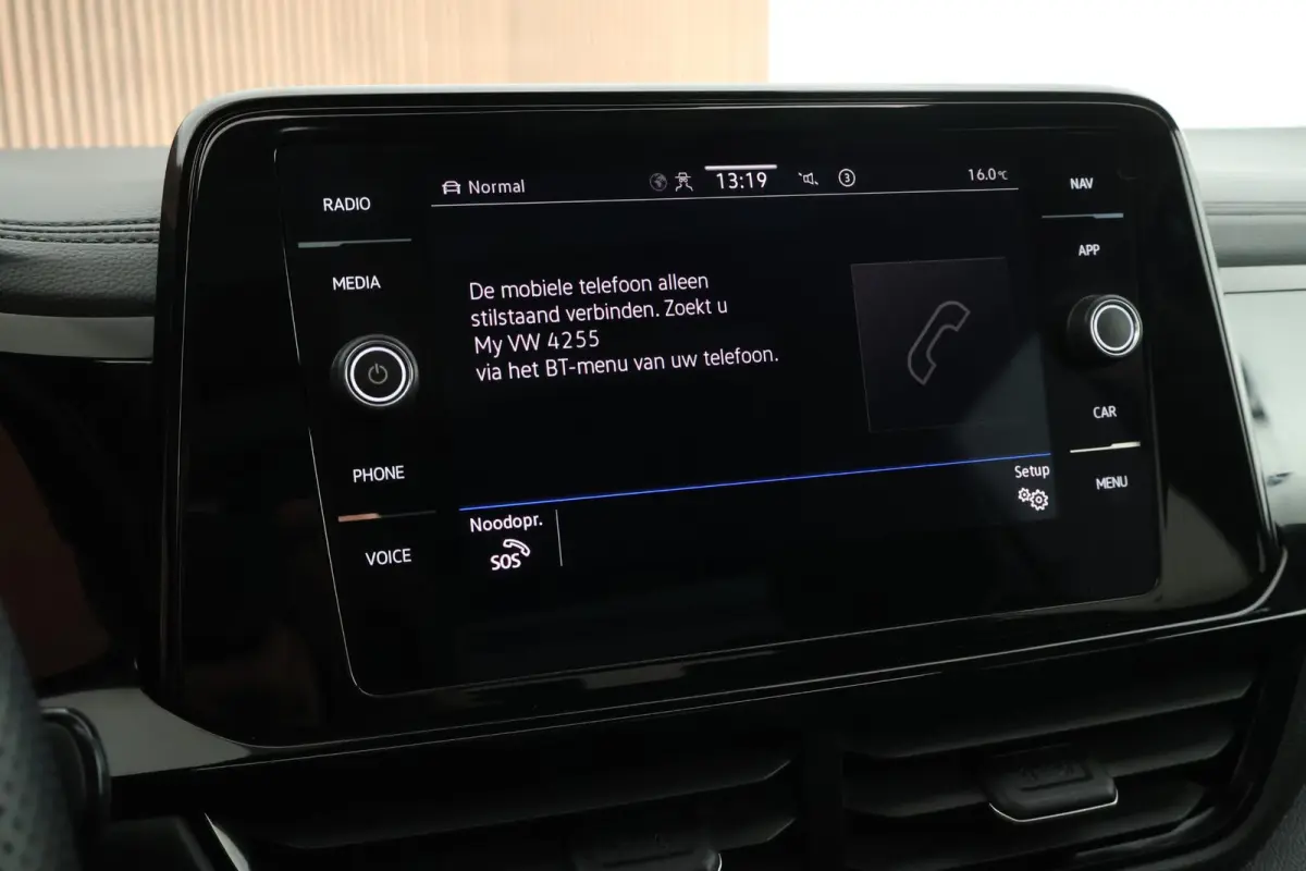 1.5 TSI 150pk DSG R-Line Business Black Style Panoramadak Trekhaak Camera Navigatie Beats Stoelverwarming Keyless