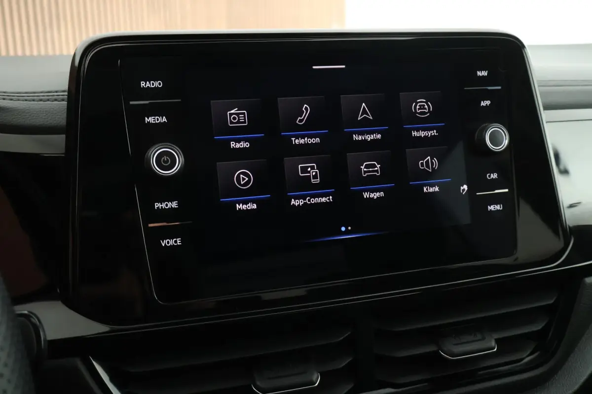 1.5 TSI 150pk DSG R-Line Business Black Style Panoramadak Trekhaak Camera Navigatie Beats Stoelverwarming Keyless