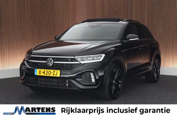 1.5 TSI 150pk DSG R-Line Business Black Style Panoramadak Trekhaak Camera Navigatie Beats Stoelverwarming Keyless