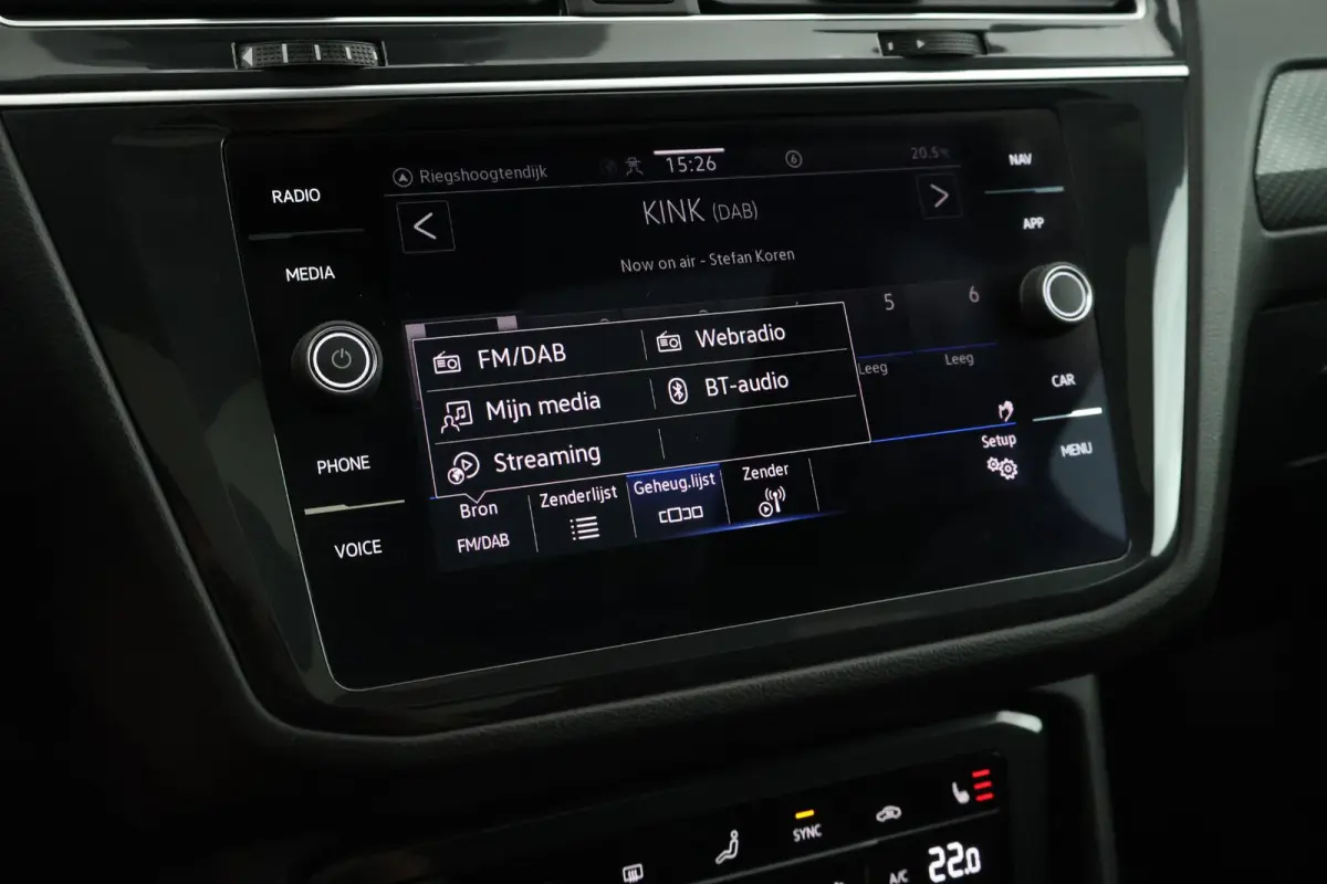 1.4 TSI 245pk eHybrid R-Line Business Black Style Trekhaak Panoramadak Stoelverwarming Virtual Cockpit