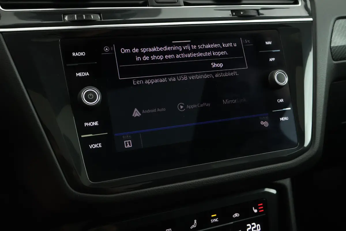 1.4 TSI 245pk eHybrid R-Line Business Black Style Trekhaak Panoramadak Stoelverwarming Virtual Cockpit