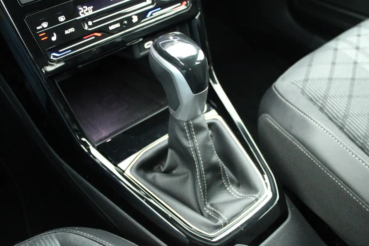 1.0 TSI 116pk DSG R-Line Camera Stoelverwarming Virtual Cockpit Navigatie