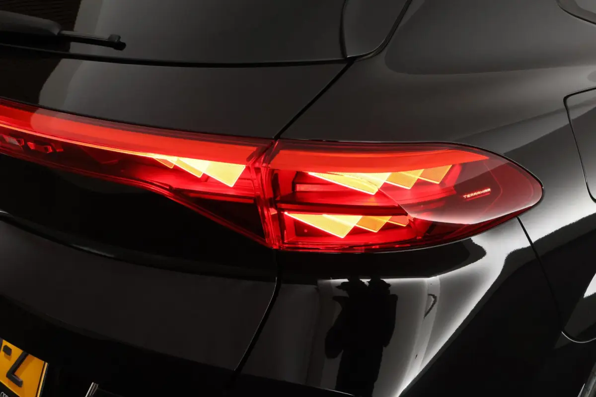 1.5 TSI 272pk e-Hybrid VZ Performance 360Camera Keyless Stoelverwarming Panoramadak Navigatie