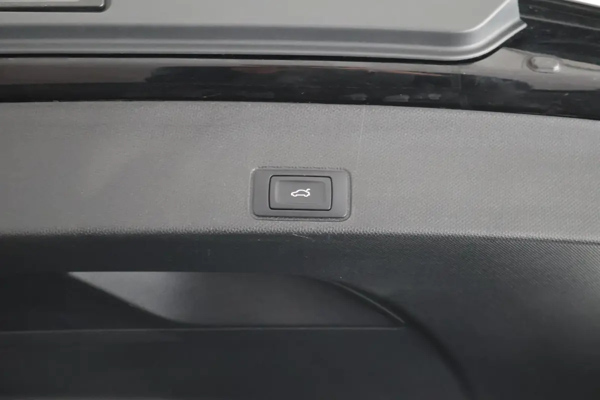 1.5 TSI 272pk e-Hybrid VZ Performance 360Camera Keyless Stoelverwarming Panoramadak Navigatie