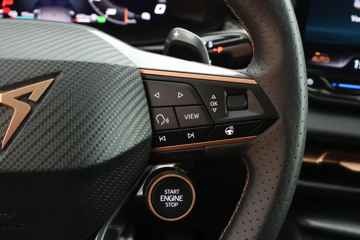 1.5 TSI 272pk e-Hybrid VZ Performance 360Camera Keyless Stoelverwarming Panoramadak Navigatie