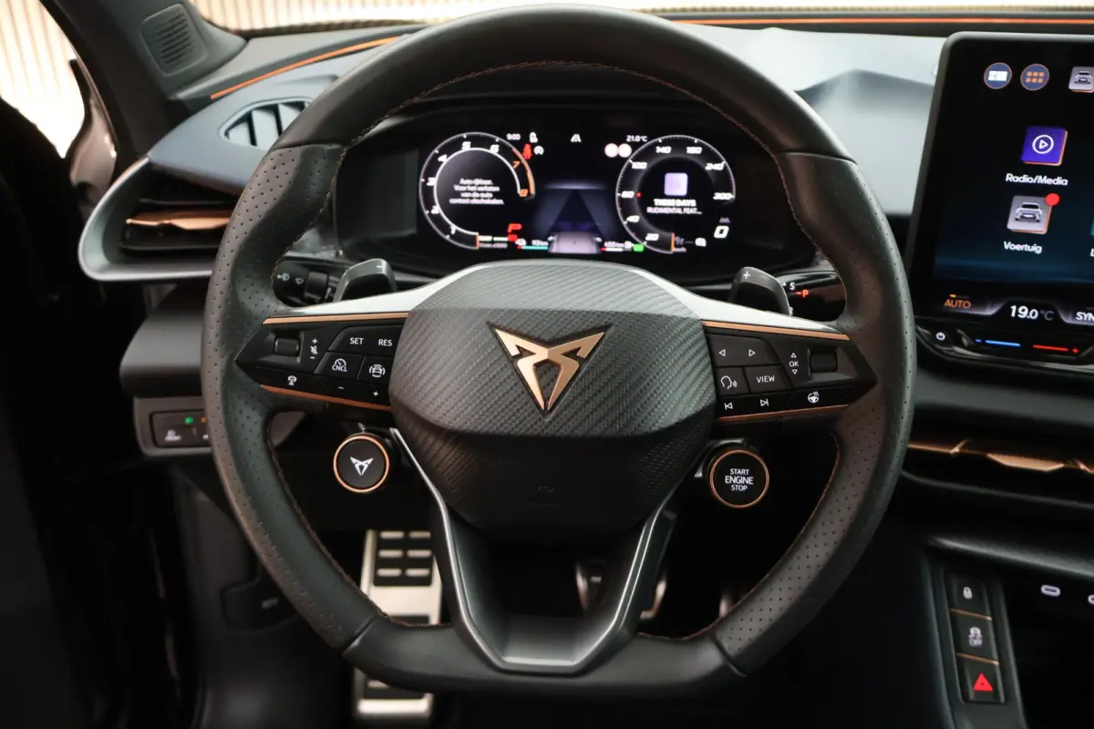 1.5 TSI 272pk e-Hybrid VZ Performance 360Camera Keyless Stoelverwarming Panoramadak Navigatie