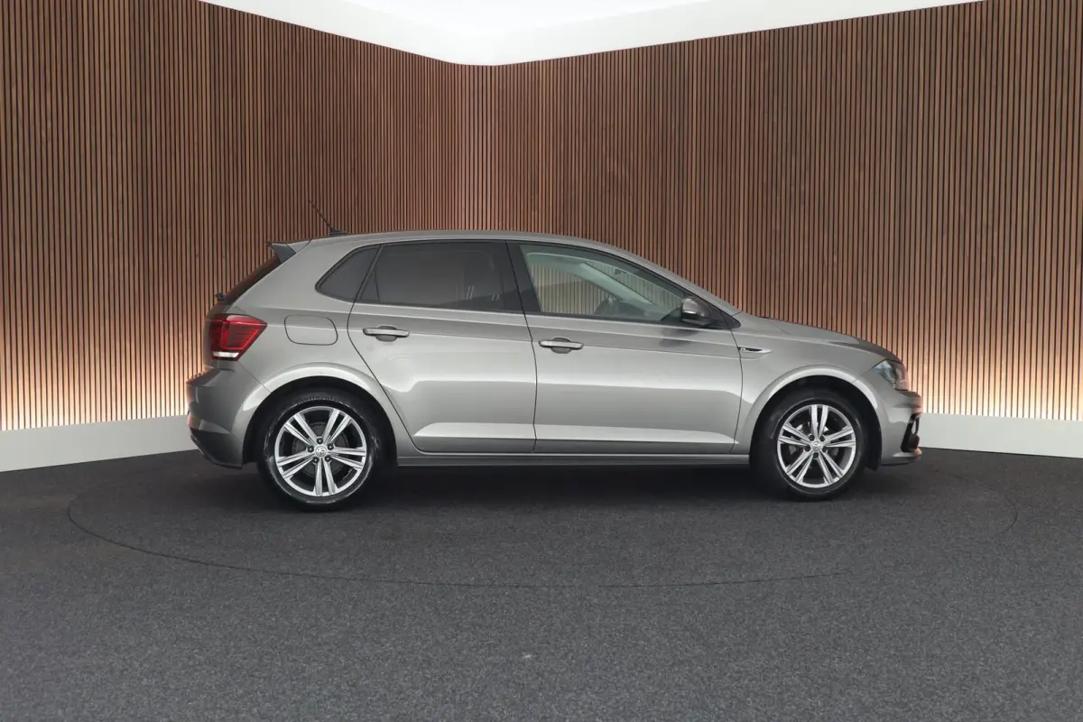 1.0 TSI 95pk R-Line Highline Virtual Cockpit Navigatie Adaptive Cruise Clima