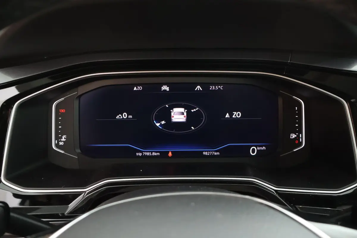 1.0 TSI 95pk R-Line Highline Virtual Cockpit Navigatie Adaptive Cruise Clima