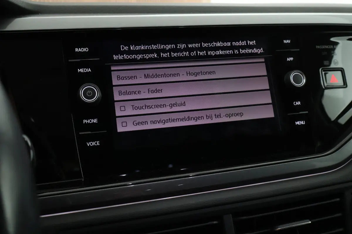 1.0 TSI 95pk R-Line Highline Virtual Cockpit Navigatie Adaptive Cruise Clima