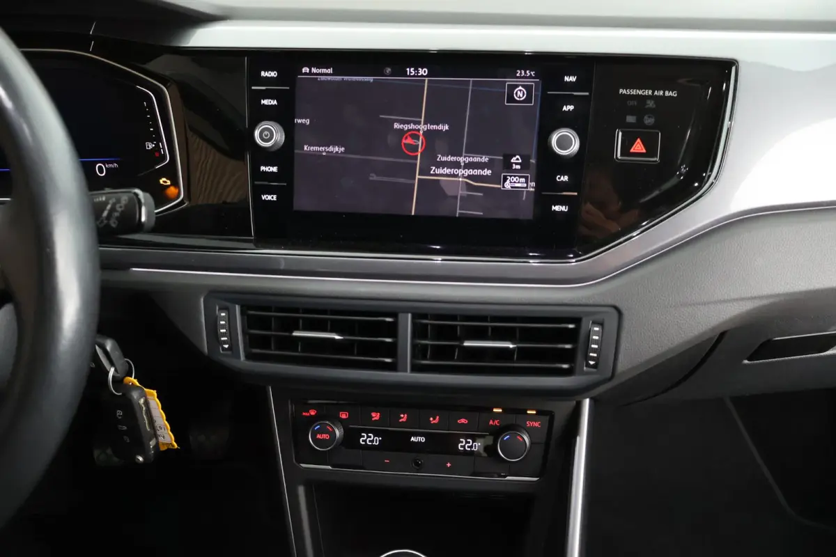 1.0 TSI 95pk R-Line Highline Virtual Cockpit Navigatie Adaptive Cruise Clima