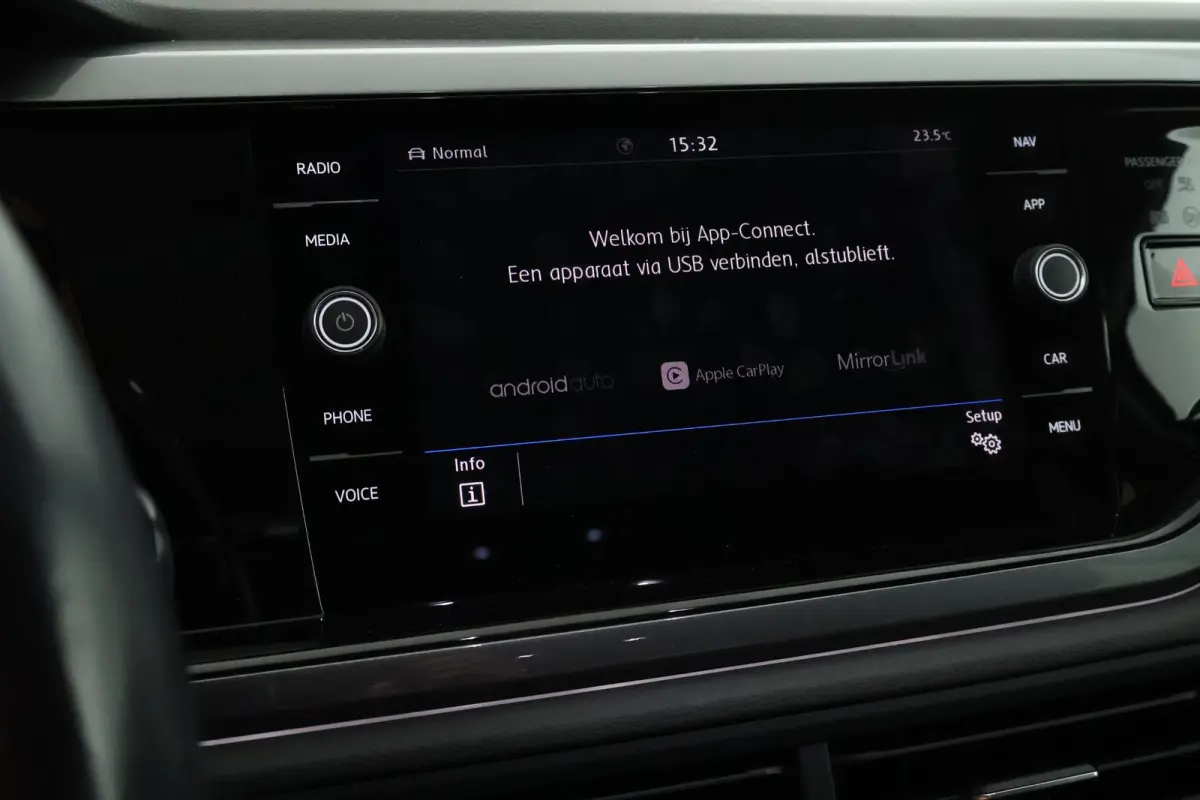 1.0 TSI 95pk R-Line Highline Virtual Cockpit Navigatie Adaptive Cruise Clima