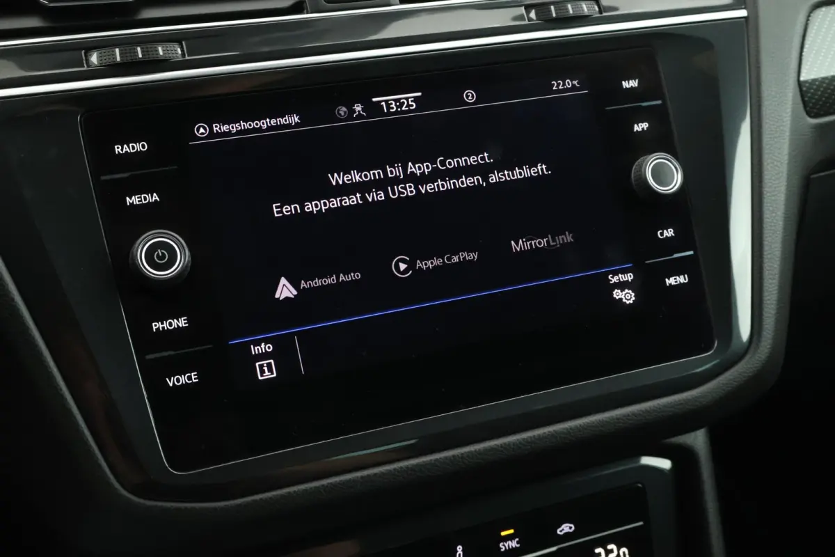 1.5 TSI 150pk DSG R-Line Business+ Panoramadak Camera Keyless Virtual Cockpit Navigatie