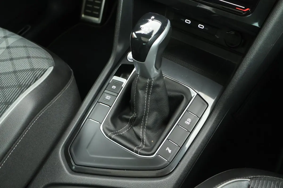 1.5 TSI 150pk DSG R-Line Business+ Panoramadak Camera Keyless Virtual Cockpit Navigatie