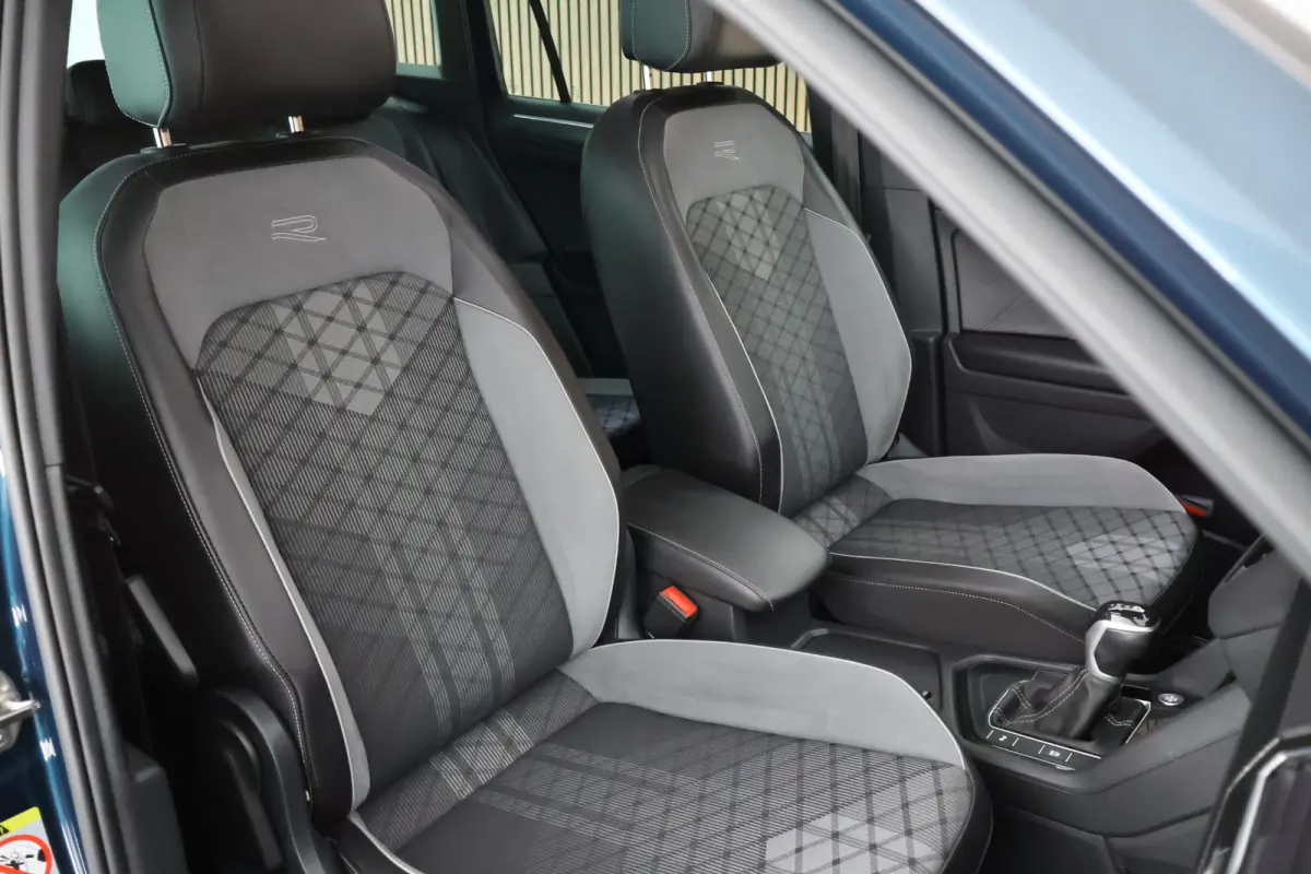1.5 TSI 150pk DSG R-Line Business+ Panoramadak Camera Keyless Virtual Cockpit Navigatie