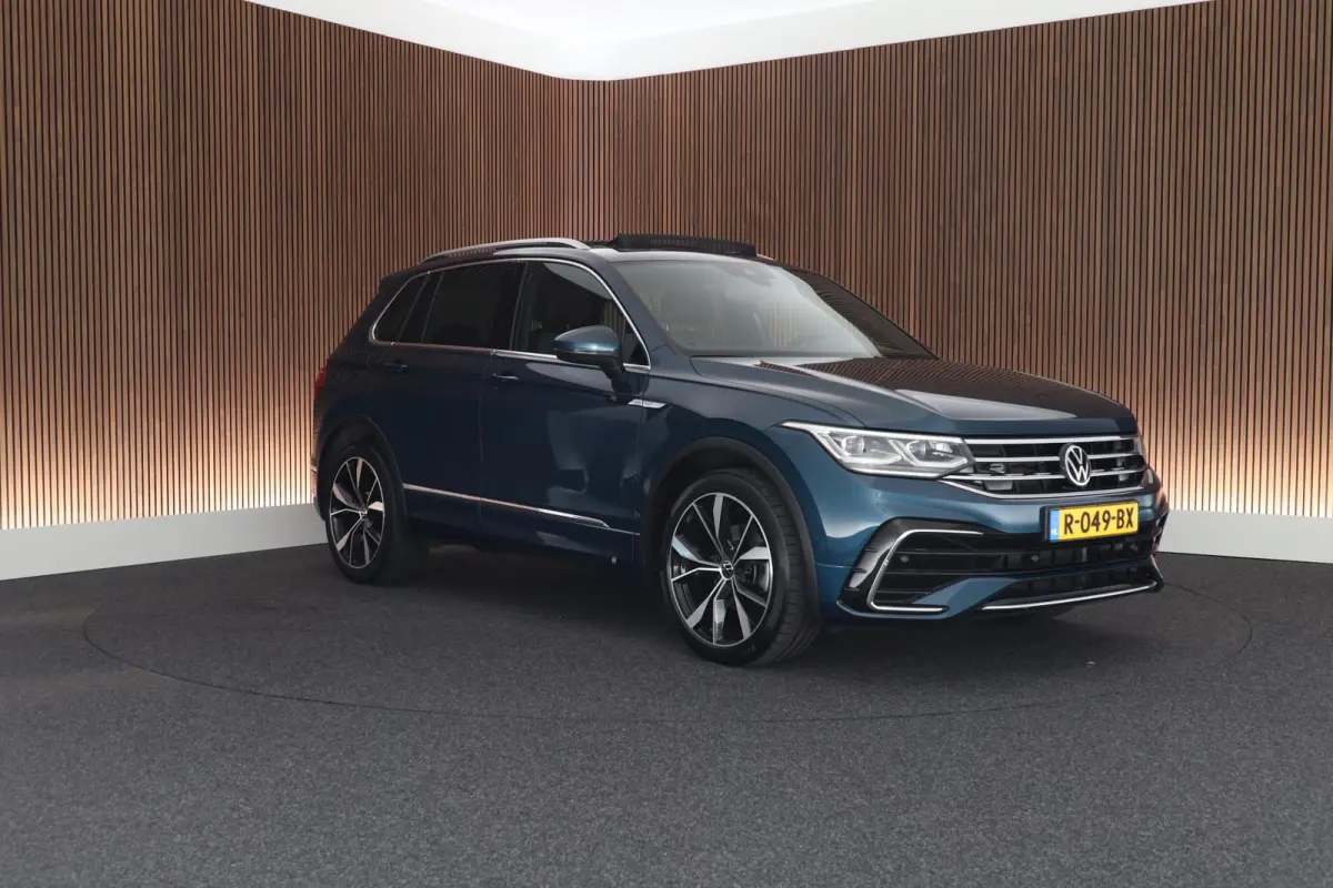 1.5 TSI 150pk DSG R-Line Business+ Panoramadak Camera Keyless Virtual Cockpit Navigatie