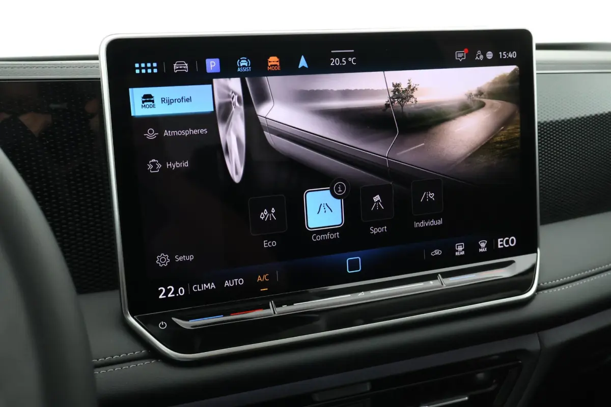1.5 204pk eHybrid Life Camera Keyless Virtual Cockpit Carplay Panoramadak Trekhaak